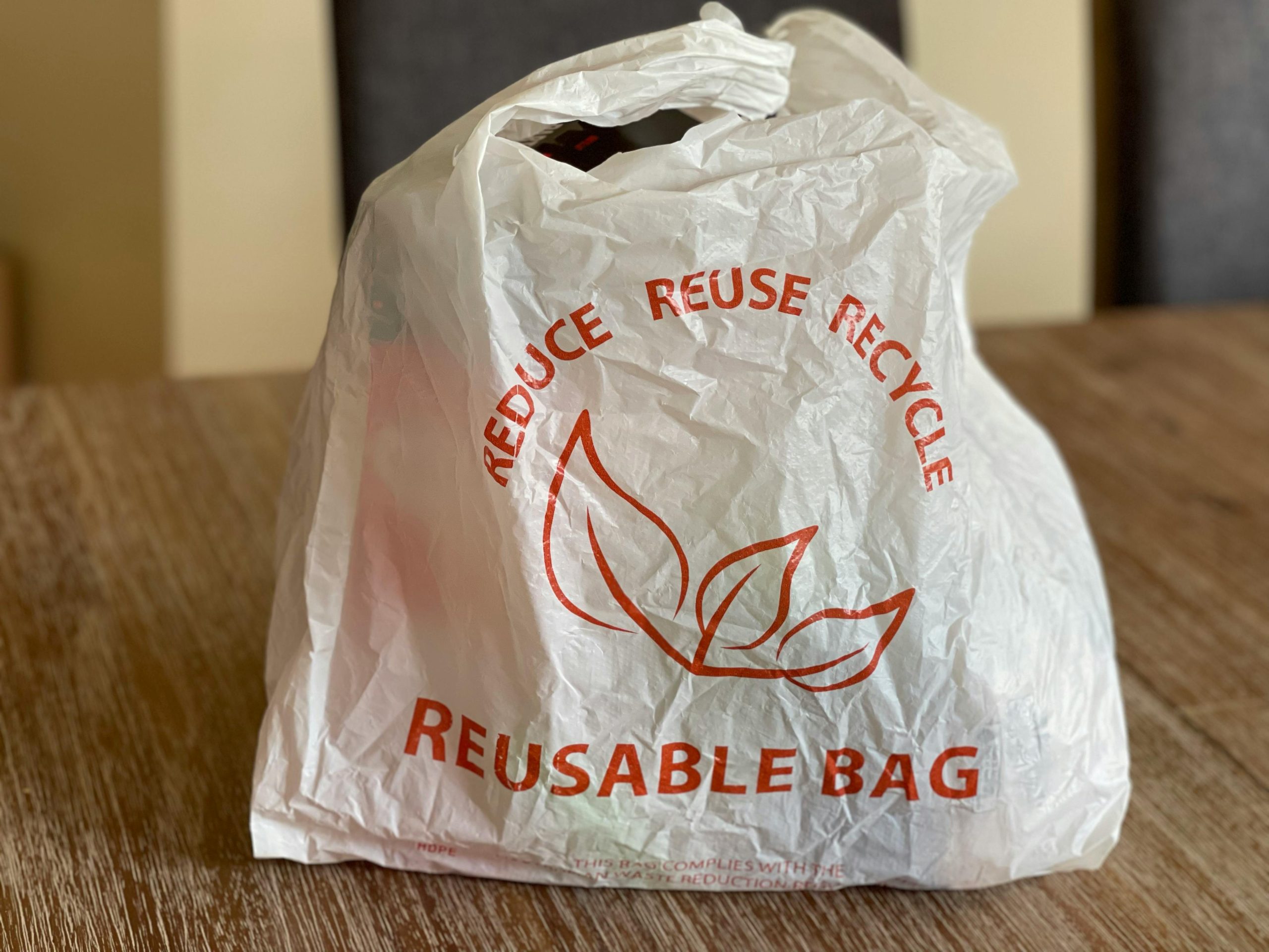 Plastic grocery bag